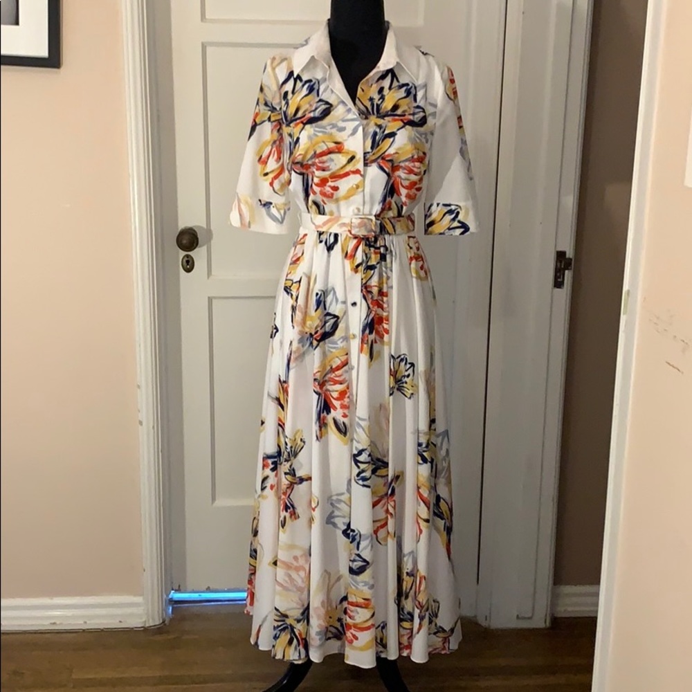 Badgley Mischka NWT white flower dress. Size 4